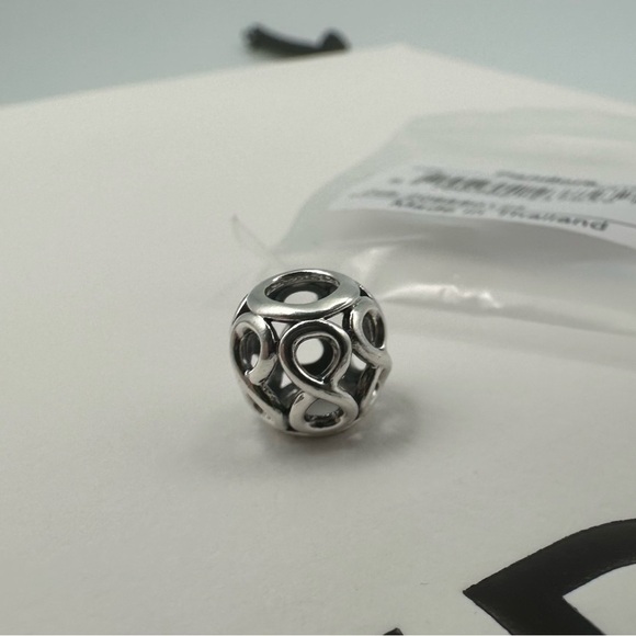 Pandora Openwork Infinity Charm - Picture 5 of 7